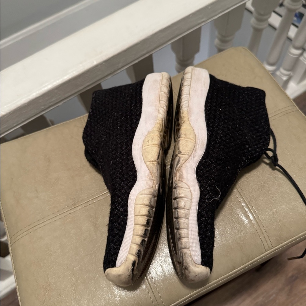 Jordan future - Picture 3 of 6